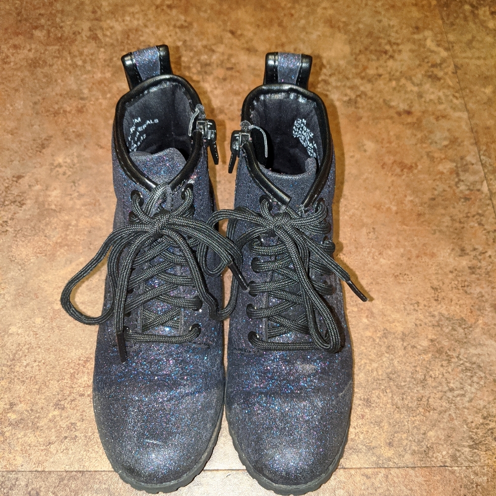 Girls Arizona boots